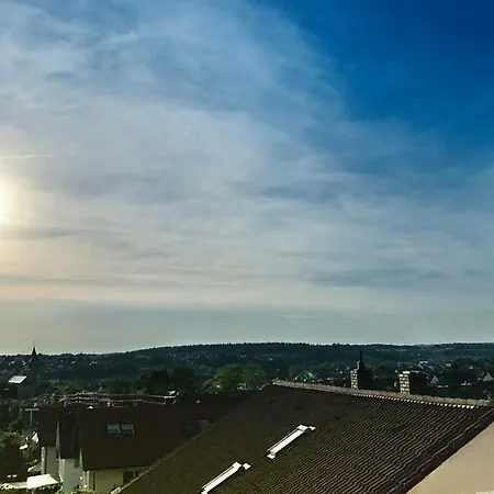 Schone 3 Zi-dachgeschosswohnung & Gigantische Aussicht 公寓